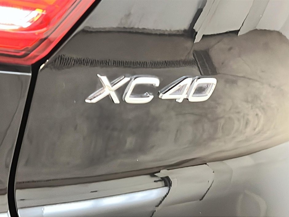 2024 Volvo XC40 B5 ULTIMATE CUIR TOIT PANO NAV 4RM-27