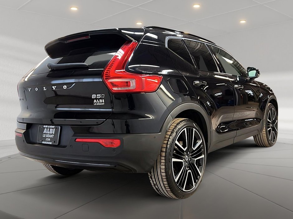 2024 Volvo XC40 B5 ULTIMATE CUIR TOIT PANO NAV 4RM-3
