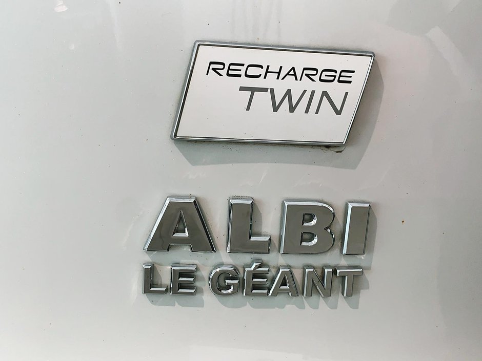 Volvo XC40 TWIN RECHARGE CORE NAV 4RM 2024-19