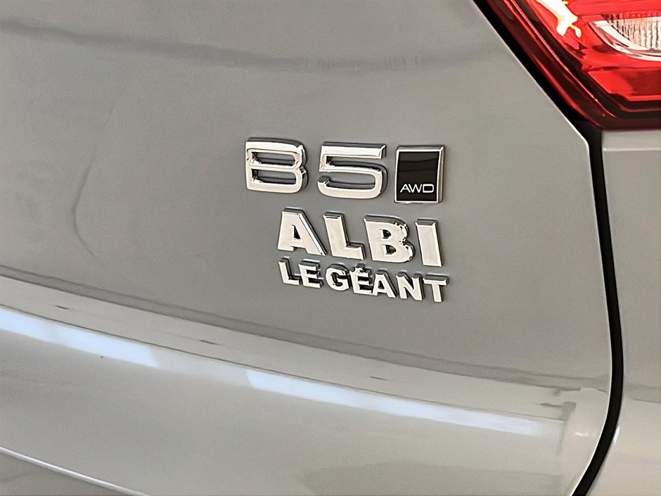 2024 Volvo XC40 B5 PLUS CUIR TOIT PANO NAV 4RM-29