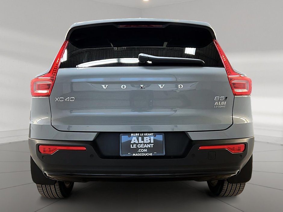 2024 Volvo XC40 B5 PLUS CUIR TOIT PANO NAV 4RM-4