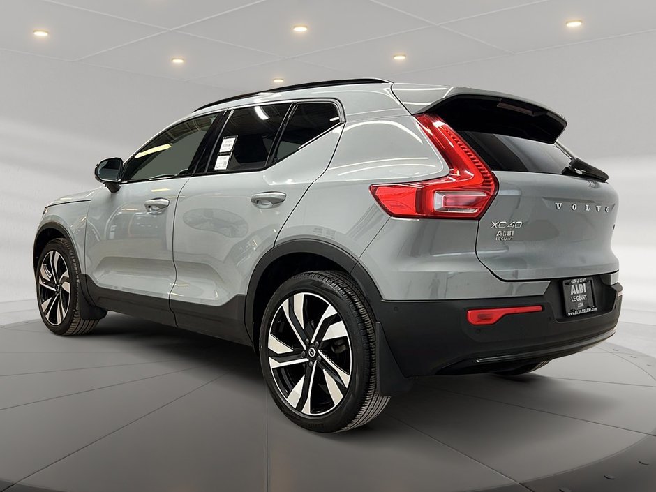 2024 Volvo XC40 B5 PLUS CUIR TOIT PANO NAV 4RM-5