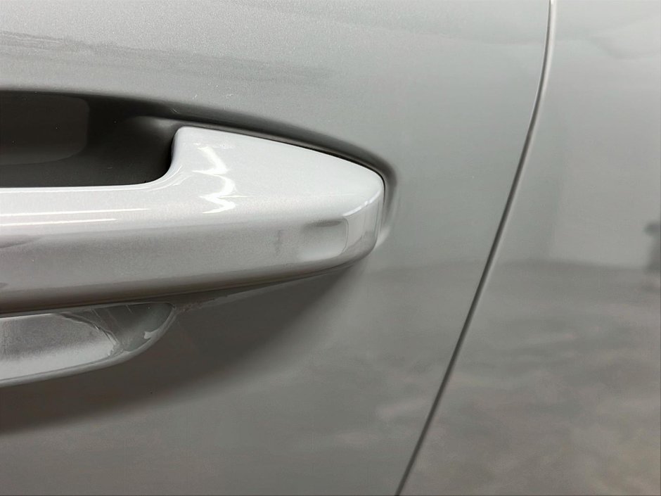 2024 Volvo XC40 B5 PLUS CUIR TOIT PANO NAV 4RM-26