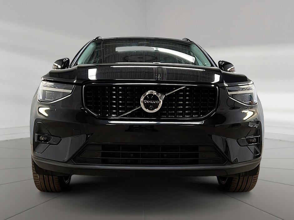 Volvo XC40 B5 ULTRA CUIR TOIT PANO NAV 4RM 2025-1