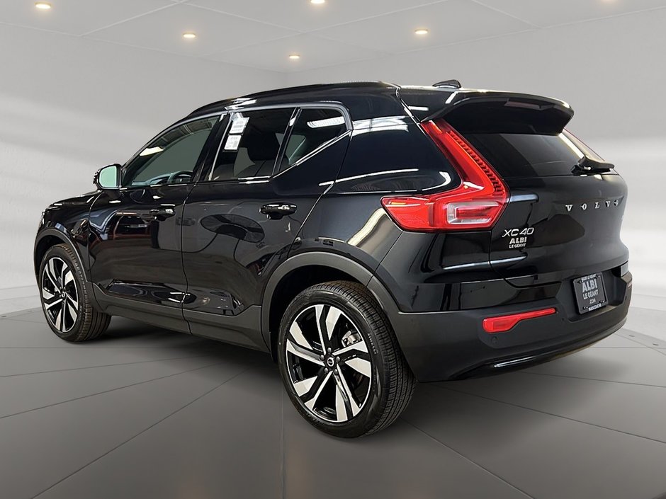 2025 Volvo XC40 B5 PLUS CUIR TOIT PANO NAV 4RM-5