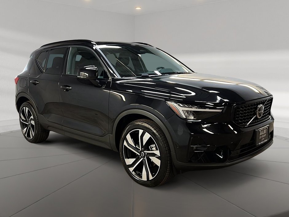 2025 Volvo XC40 B5 PLUS CUIR TOIT PANO NAV 4RM-2