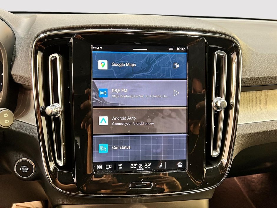 2025 Volvo XC40 B5 PLUS CUIR TOIT PANO NAV 4RM-19
