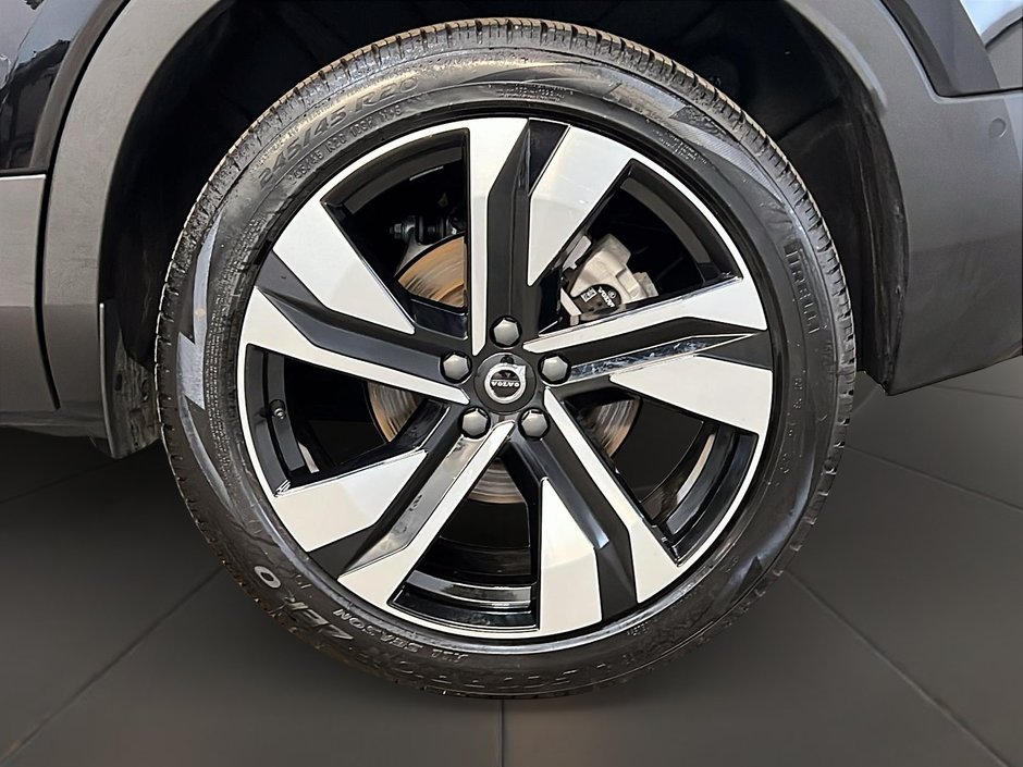 2025 Volvo XC40 B5 PLUS CUIR TOIT PANO NAV 4RM-28