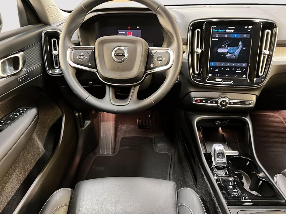 2025 Volvo XC40 B5 PLUS CUIR TOIT PANO NAV 4R,-10