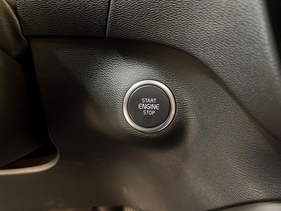 2025 Volvo XC40 B5 PLUS CUIR TOIT PANO NAV 4R,-20