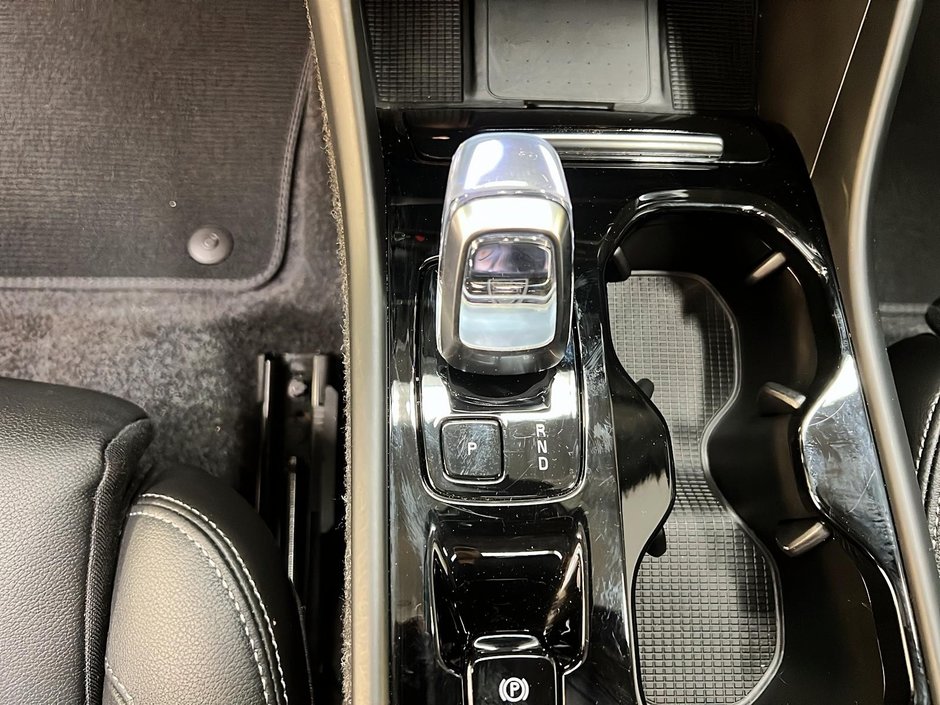 2025 Volvo XC40 B5 PLUS CUIR TOIT PANO NAV 4R,-15