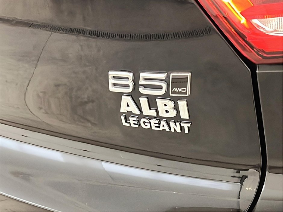 2025 Volvo XC40 B5 CORE CUIR NAV 4RM-28