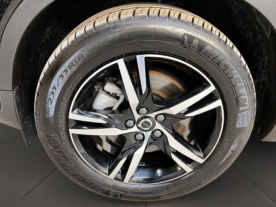 2025 Volvo XC40 B5 CORE CUIR NAV 4RM-29