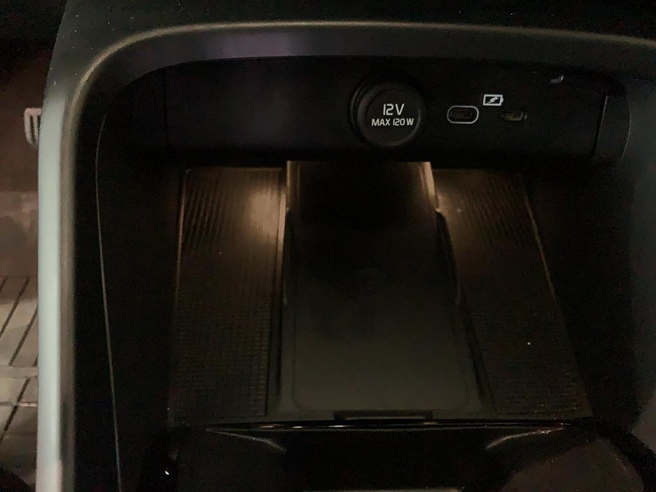 Volvo XC40 B5 PLUS CUIR TOIT PANO NAV 4RM 2025-13