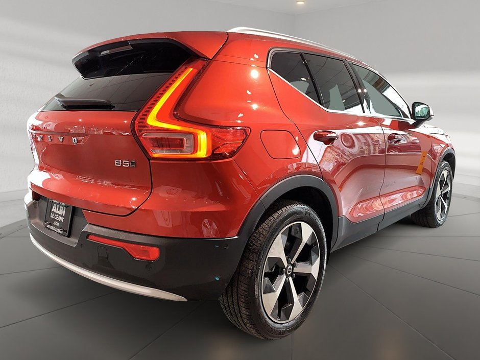 Volvo XC40 B5 PLUS CUIR TOIT PANO NAV 4RM 2025-3
