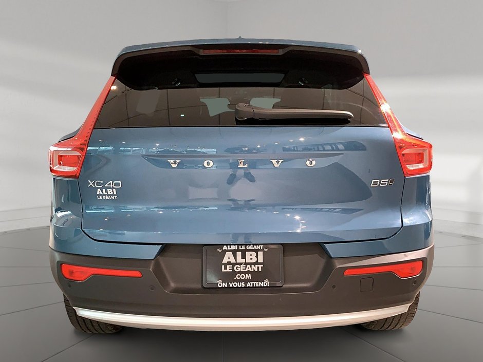 2025 Volvo XC40 B5 PLUS CUIR TOIT PANO NAV 4RM-5