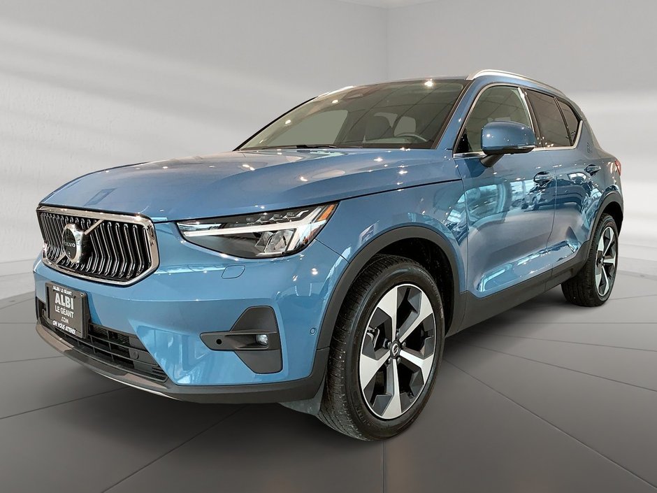2025 Volvo XC40 B5 PLUS CUIR TOIT PANO NAV 4RM-0
