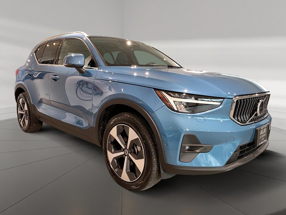 2025 Volvo XC40 B5 PLUS CUIR TOIT PANO NAV 4RM-2