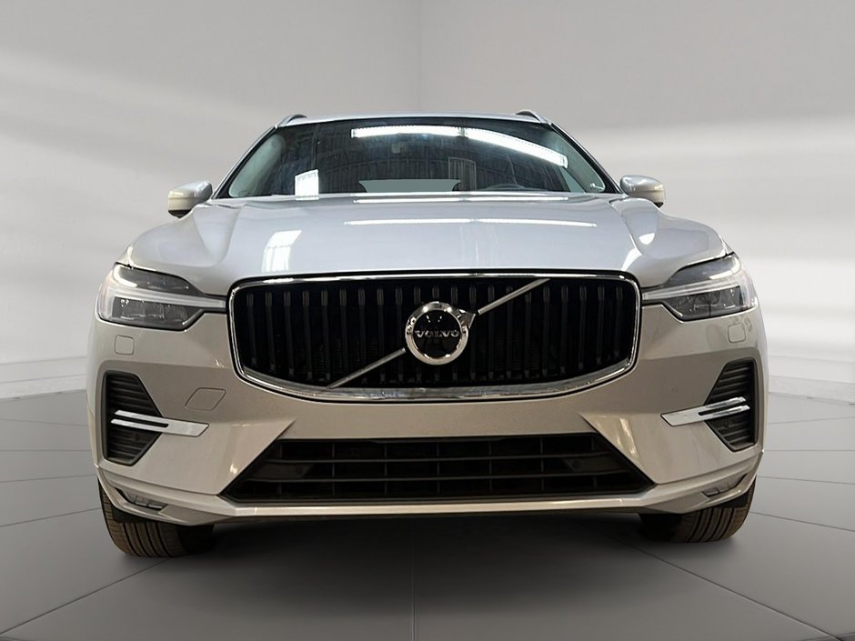 Volvo XC60 B6 MOMENTUM HYBRID CUIR TOIT PANO NAV 4RM 2022-1