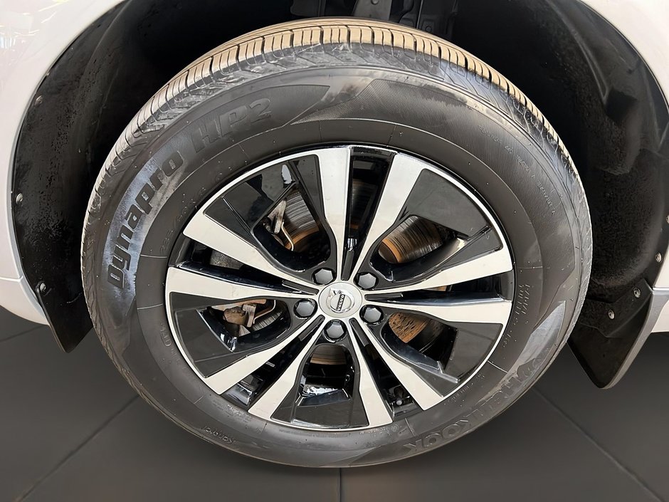 Volvo XC60 B6 MOMENTUM HYBRID CUIR TOIT PANO NAV 4RM 2022-30