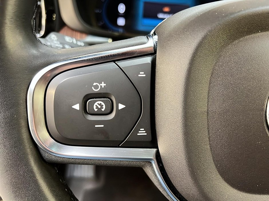 2022 Volvo XC60 T8 INSCRIPTION EXPRESS RECHARGE 4RM-22