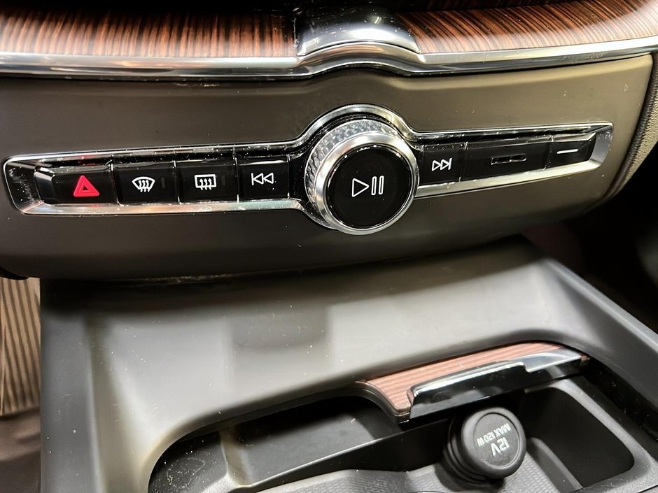 2022 Volvo XC60 T8 INSCRIPTION EXPRESS RECHARGE 4RM-16