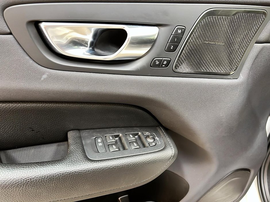 2022 Volvo XC60 T8 INSCRIPTION EXPRESS RECHARGE 4RM-24