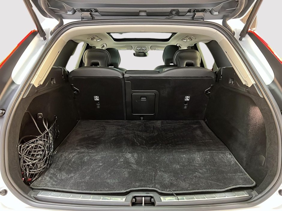 2022 Volvo XC60 T8 INSCRIPTION EXPRESS RECHARGE 4RM-13