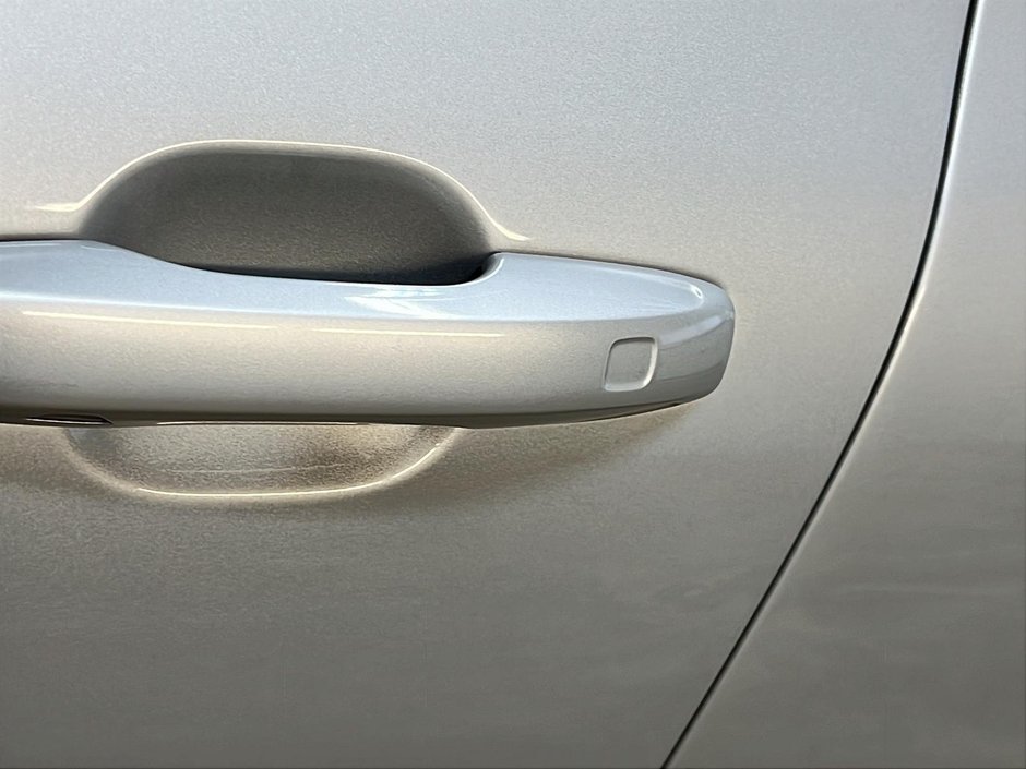 2022 Volvo XC60 B6 R-DESIGN CUIR TOIT PANO 4RM-27