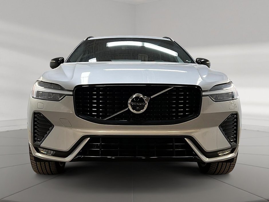 2022 Volvo XC60 B6 R-DESIGN CUIR TOIT PANO 4RM-1