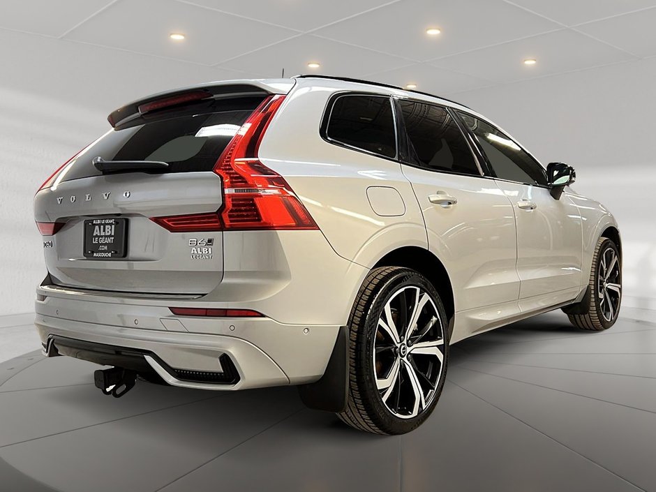 2022 Volvo XC60 B6 R-DESIGN CUIR TOIT PANO 4RM-3