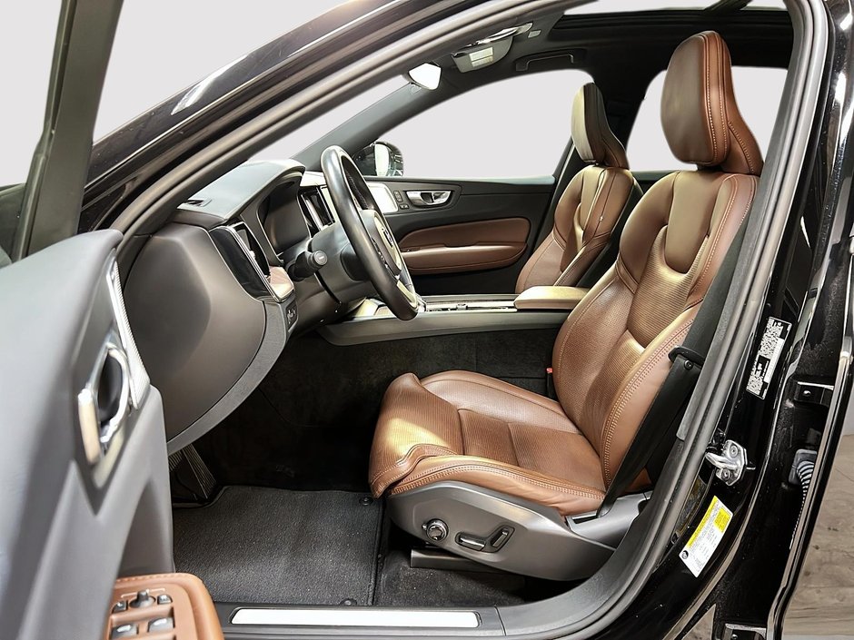 2022 Volvo XC60 T8 INSCRIPTION RECHARGE 4RM-6