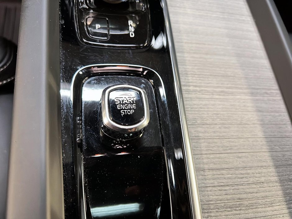 Volvo XC60 B6 INSCRIPTION CUIR TOIT NAV  4RM 2022-20