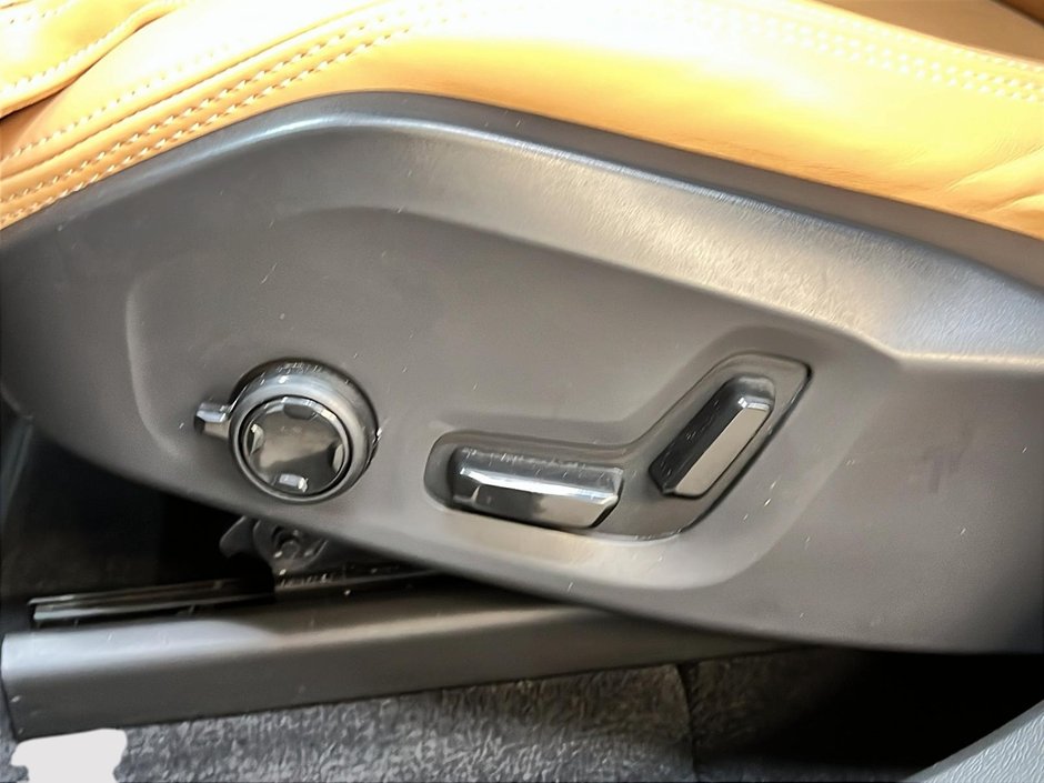 2022 Volvo XC60 B6 INSCRIPTION CUIR TOIT PANO NAV 4RM-22