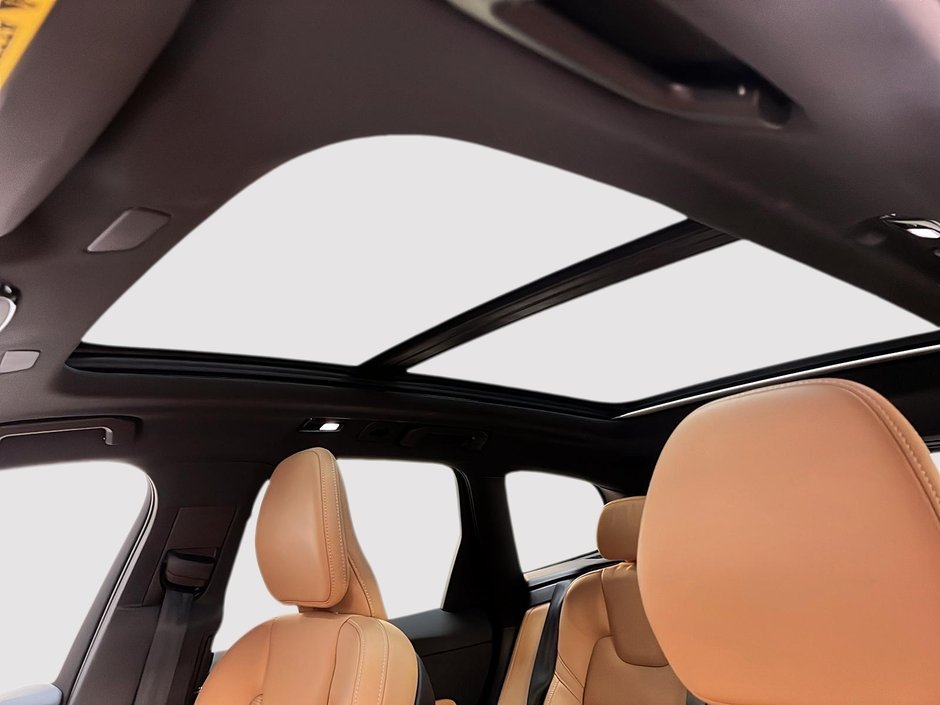 2022 Volvo XC60 B6 INSCRIPTION CUIR TOIT PANO NAV 4RM-13