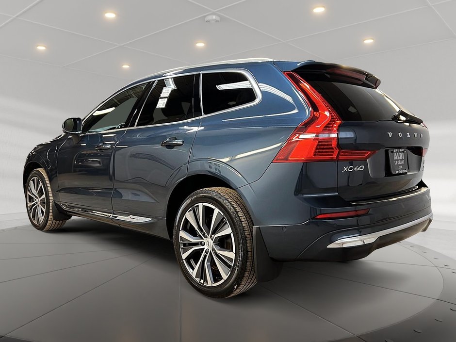 2022 Volvo XC60 T8 INSCRIPTION RECHARGE CUIR TOIT AWD-5
