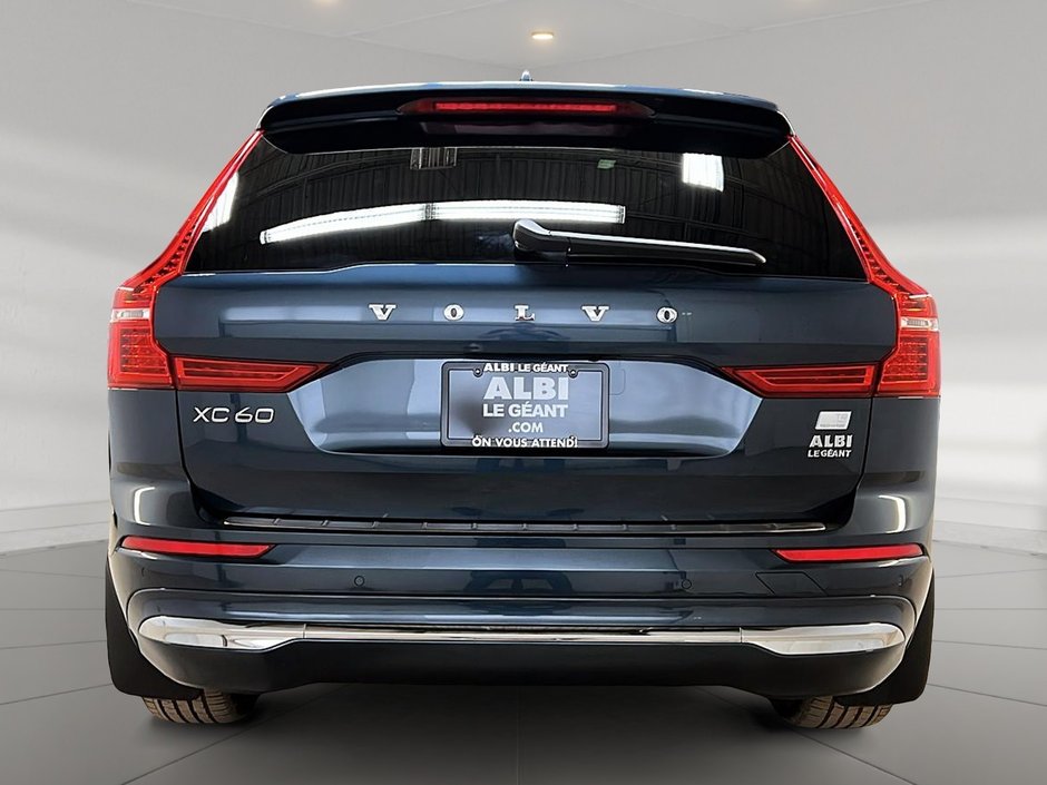 2022 Volvo XC60 T8 INSCRIPTION RECHARGE CUIR TOIT AWD-4
