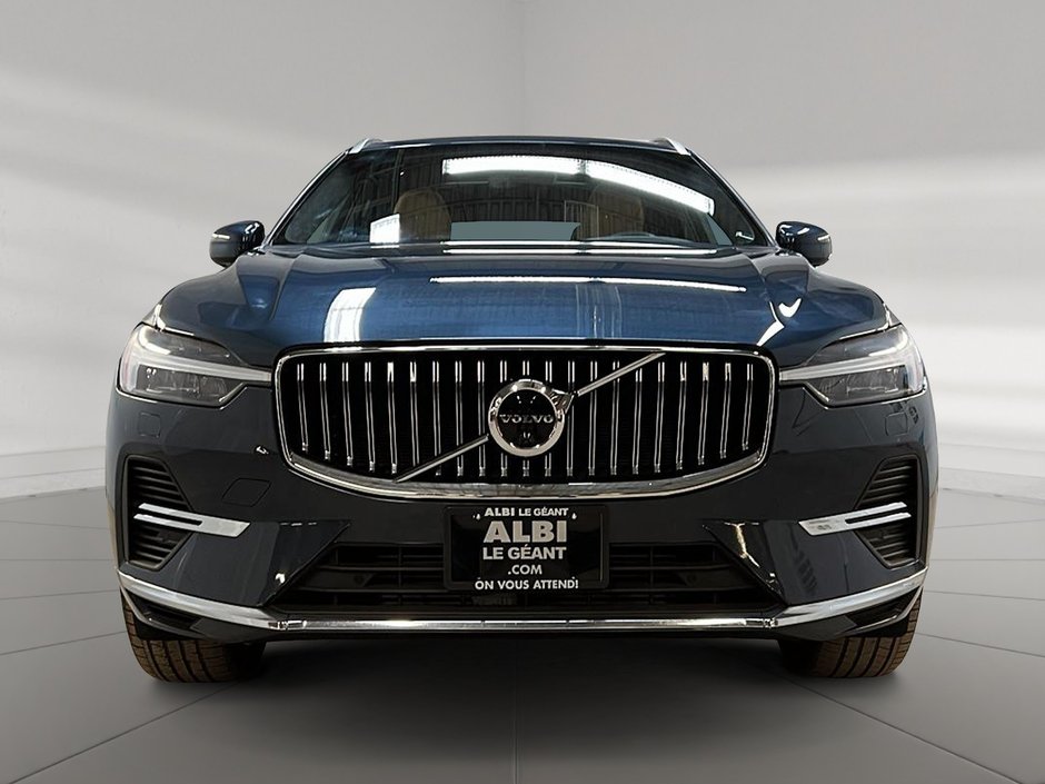 2022 Volvo XC60 T8 INSCRIPTION RECHARGE CUIR TOIT AWD-1