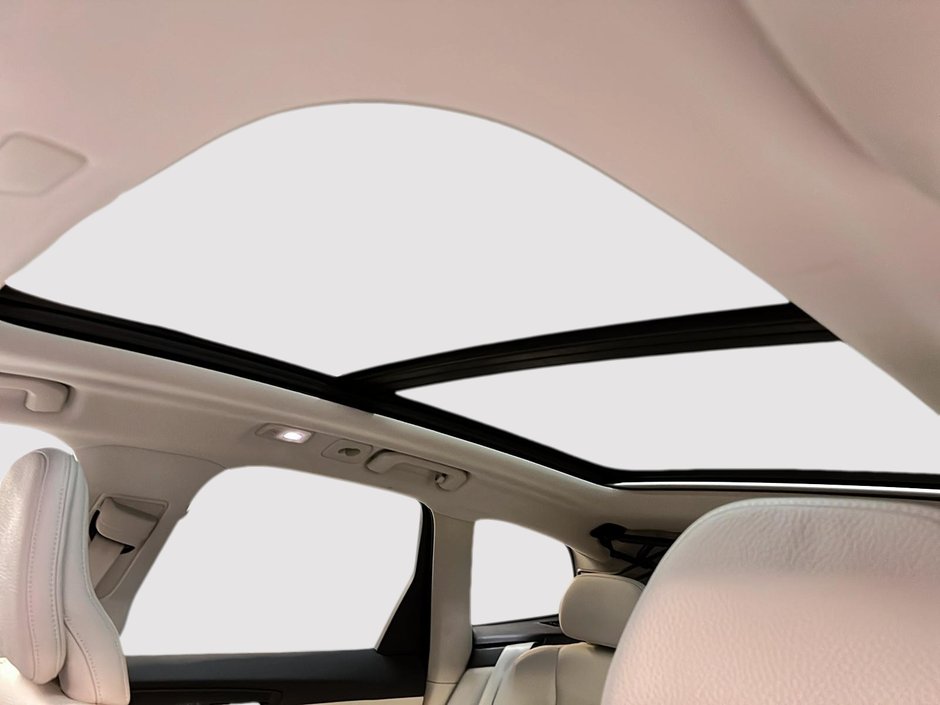 2023 Volvo XC60 B6 PLUS DARK  CUIR TOIT PANO NAV  4RM-9