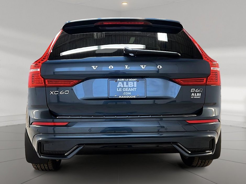 2023 Volvo XC60 B6 PLUS DARK  CUIR TOIT PANO NAV  4RM-4