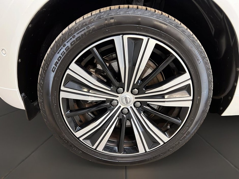 Volvo XC60 B6 PLUS CUIR TOIT PANO NAV 4RM 2023-30