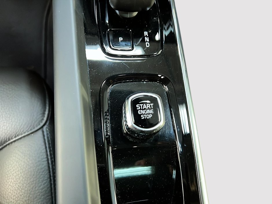 Volvo XC60 B6 PLUS CUIR TOIT PANO NAV 4RM 2023-20