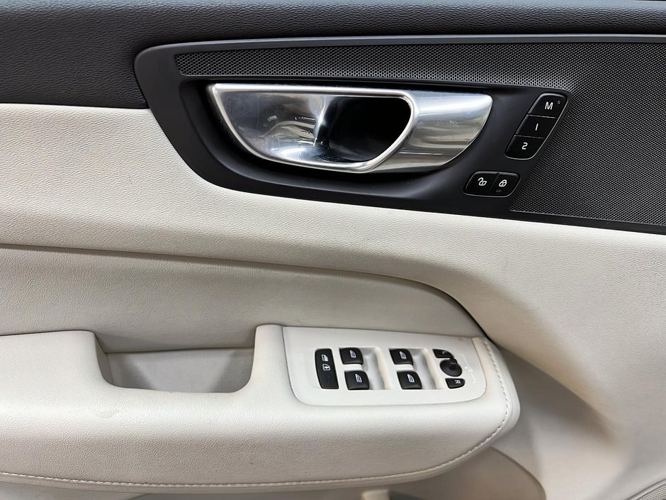 2023 Volvo XC60 T8 RECHARGE PLUS CUIR TOIT PANO NAV 4RM-20