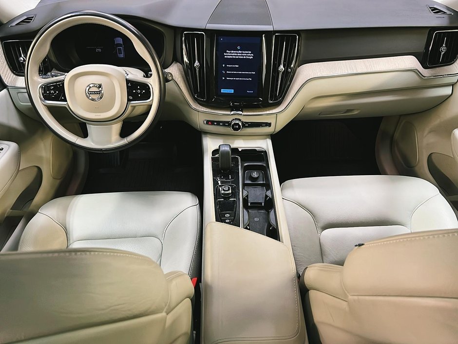2023 Volvo XC60 T8 RECHARGE PLUS CUIR TOIT PANO NAV 4RM-11