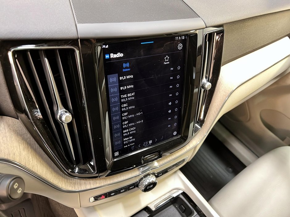 2023 Volvo XC60 T8 RECHARGE PLUS CUIR TOIT PANO NAV 4RM-14