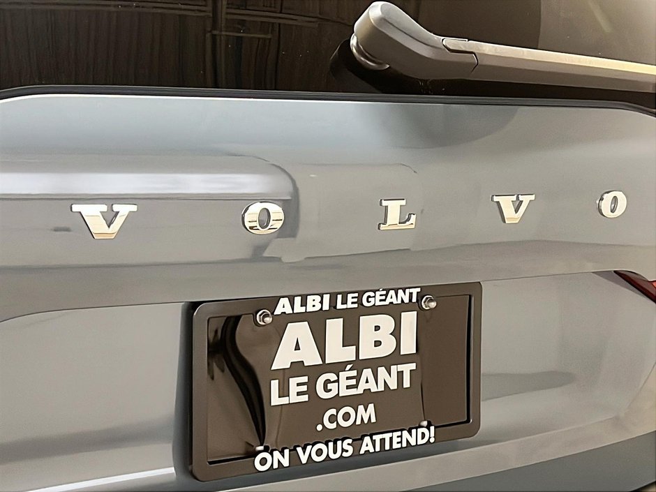 Volvo XC60 B6 ULTIMATE CUIR TOIT PANO NAV 4RM 2023-29