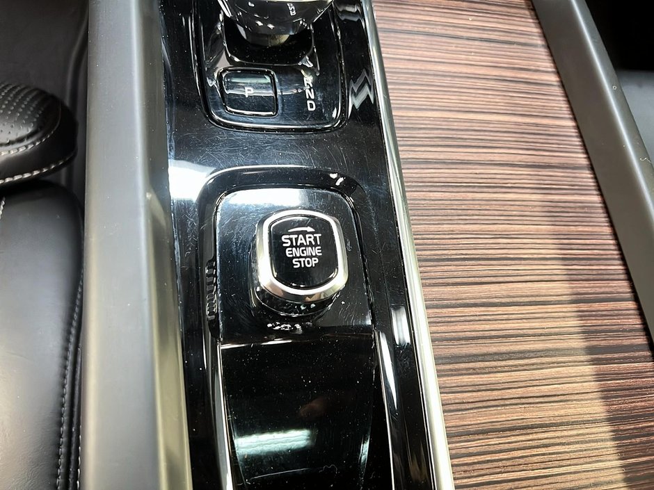 Volvo XC60 B6 ULTIMATE CUIR TOIT PANO NAV 4RM 2023-20