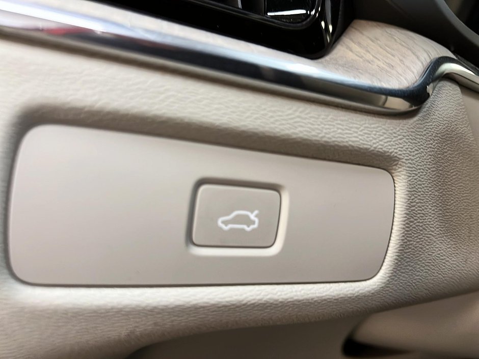 2023 Volvo XC60 B6 PLUS CUIR TOIT NAV 4RM-23