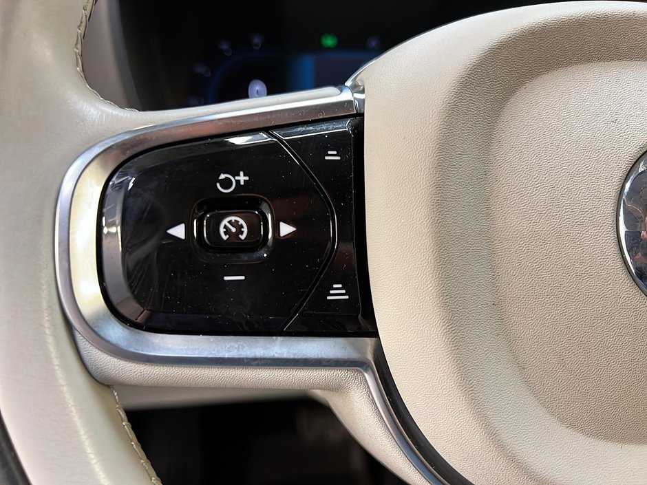 2023 Volvo XC60 B6 PLUS CUIR TOIT NAV 4RM-22