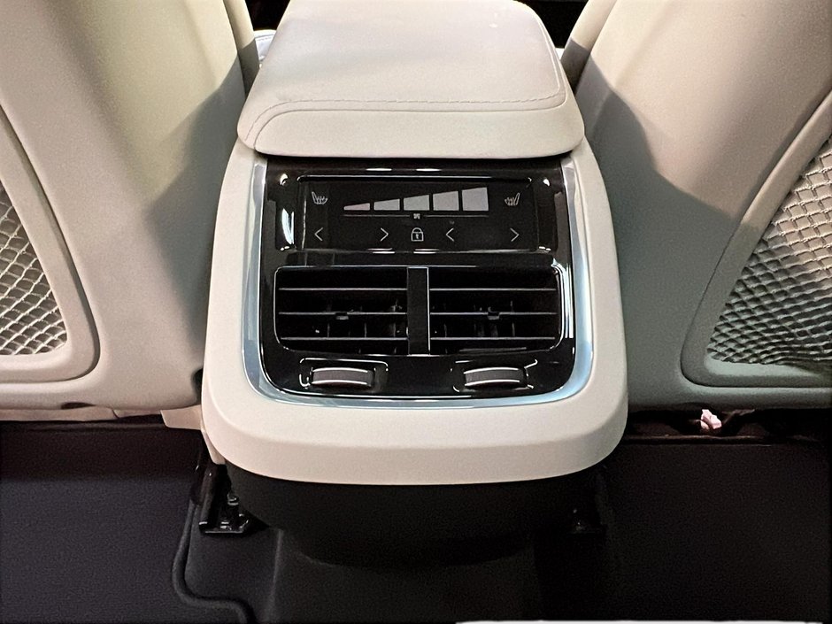 Volvo XC60 ULTIMATE B6 CUIR TOIT PANO NAV 4RM 2023-10